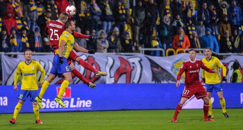 Arka Gdynia - Górnik Zabrze 1:0