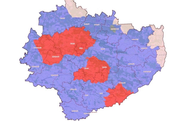 Mapa ASF – aktualny zasięg obszarów objętych restrykcjami w województwie świętokrzyskim – stan na 7 maja 2022. Na kolejnych slajdach zobacz, w których gminach wprowadzono strefę niebieską>>>