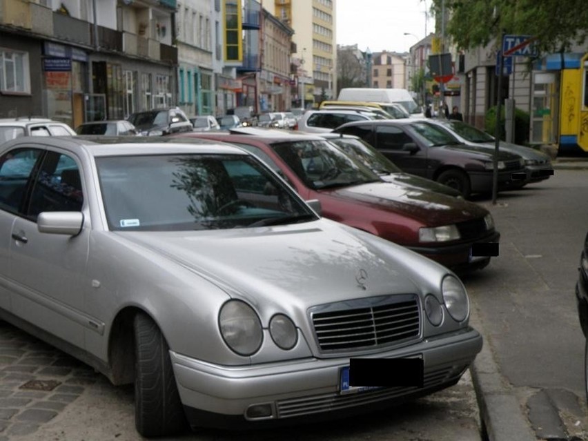 W Gorzowie autodranie zastawiają postoje taksówek
