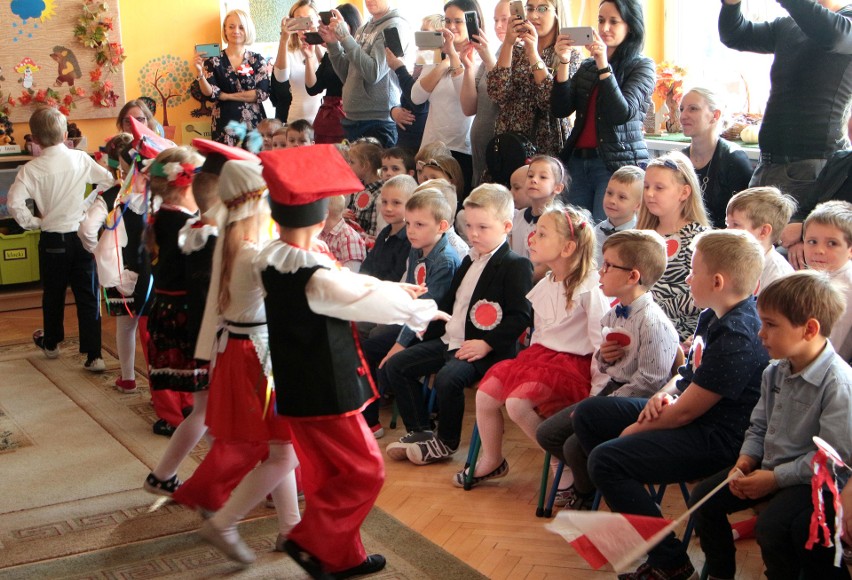 Z okazji zbliżającego się Święta Niepodległości starsze...