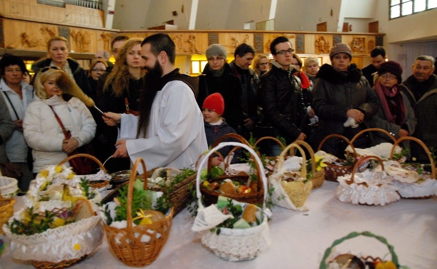 Wielka Sobota w Lublinie. Mieszkańcy święcili pokarmy (ZDJĘCIA)