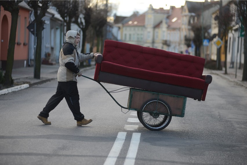 Komornik działa na rzecz wierzyciela i dąży do jego pełnego...