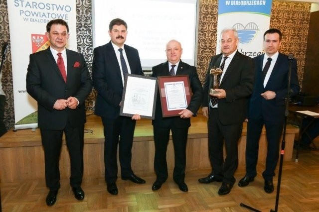 Nagrody Białobrzeskie Mosty dostali przedsiębiorcy z gminy Białobrzegi świętujący w tym roku okrągłe jubileusze.