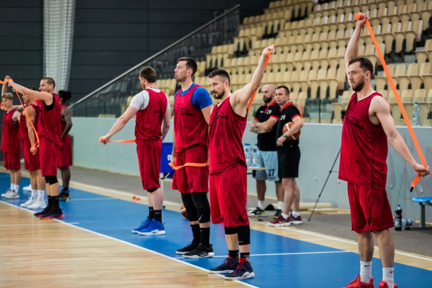 Koszykarze Enea Astorii Bydgoszcz zajęcia zaczęli w piątek,...