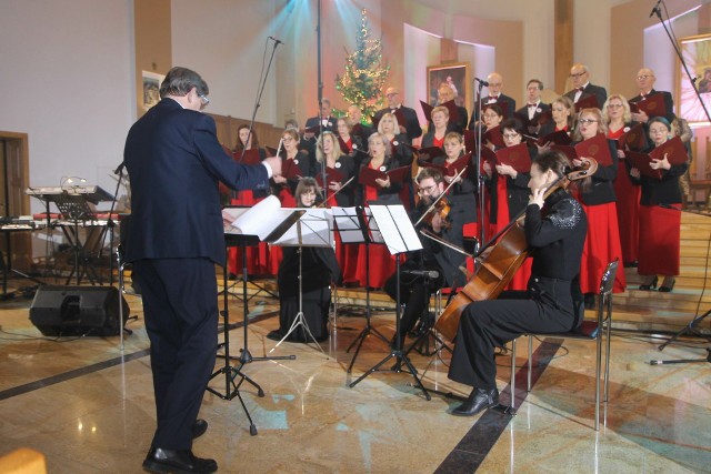 W Kościele ks. Pallotynów wystąpił m.in. chór Chorus Culmensis