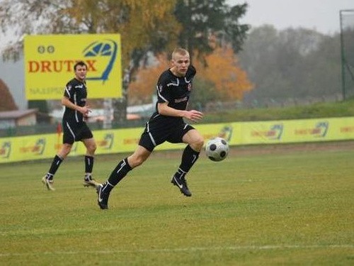 W meczu 19. kolejki II ligi Drutex-Bytovia Bytów zremisował na wyjeździe z GKS Tychy 1:1.