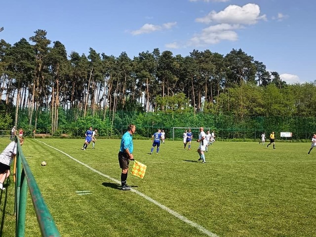 Kolejne mecze w Mirax B Klasie rozgrywają kluby z regionu radomskiego.