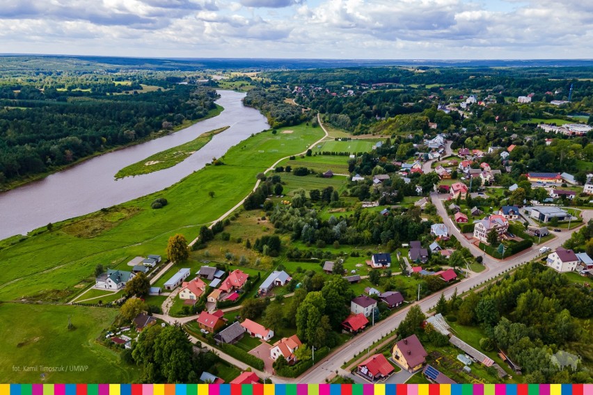 Dwie platformy widokowe i ścieżka w pięknych okolicznościach...