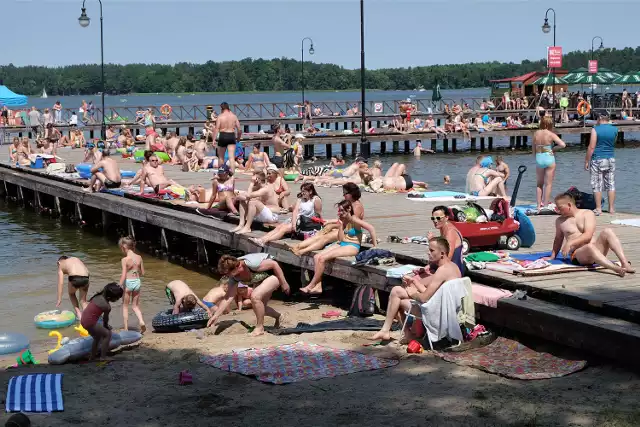 Zarzecki przypomina, że bar funkcjonuje od około dziewięciu lat i do tej pory nie było tam żadnego wypadku z udziałem nietrzeźwej osoby. A przynajmniej nikt nie zgłaszał.