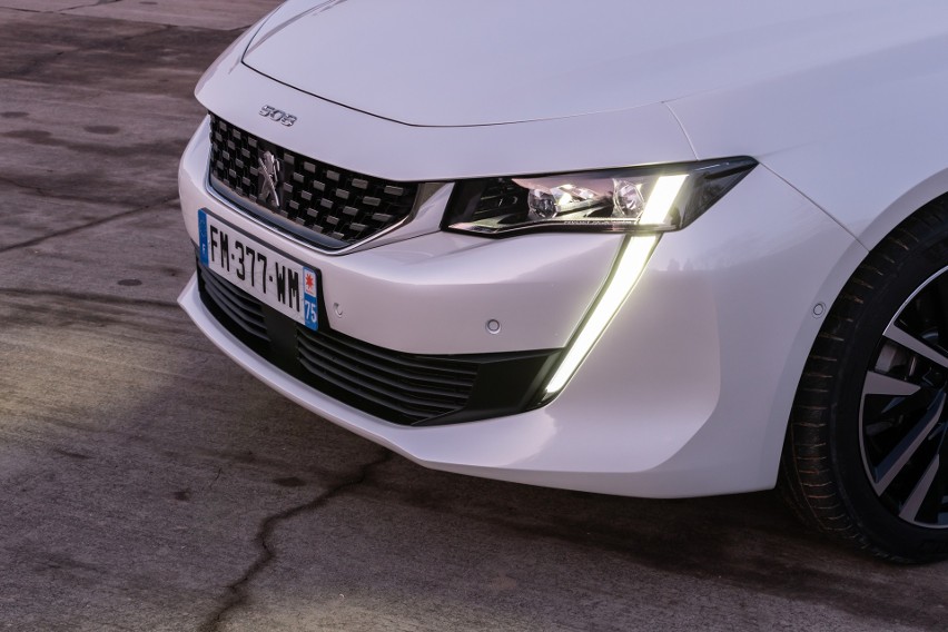 Peugeot 508 Hybrid...