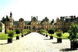 Francja. Fontainebleau - relaks w kompleksie pałacowo - parkowym