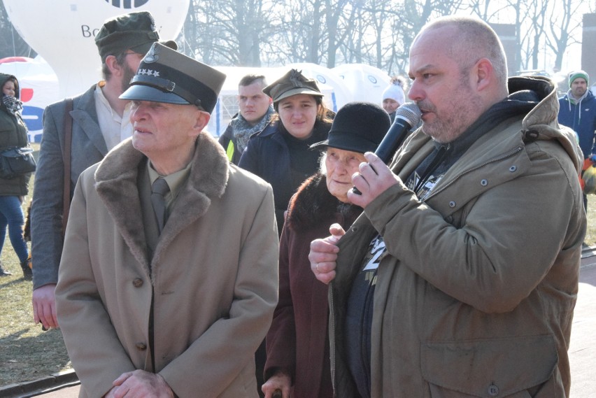 Bieg Tropem Wilczym we Wrocławiu. Uczcili pamięć żołnierzy wyklętych [ZDJĘCIA, WYNIKI]