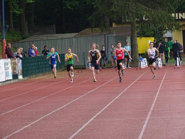 Mityng lekkoatletyczny w Chełmnie na otwarcie sezonu