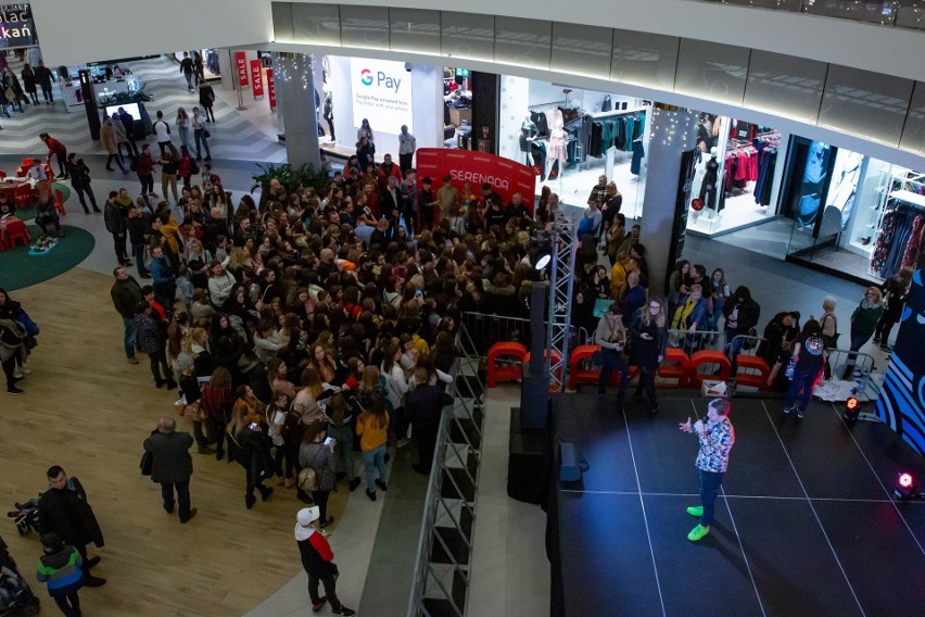 WOŚP 2020 Kraków. W Centrum Serenada zagrał polski boysband 4Dreamers [ZDJĘCIA]