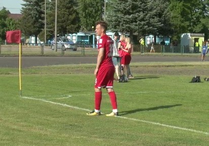 Piłkarze Widzewa nie zachwycili, ale ponownie liderami trzeciej ligi