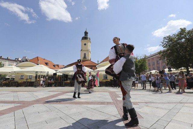Już po raz jedenasty pod koniec lipca (25-29 lipca) odbędzie się Podlaska Oktawa Kultur. To międzynarodowy festiwal muzyki, sztuki i folkloru, który odbywa się w Białymstoku i w regionie