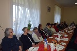 Radośni seniorzy w Ruszkowicach spedzili miłe sobotnie popołudnie, nie tylko przy herbatce