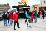 W poniedziałek, 3 maja ostatni dzień majówkowego zlotu food trucków w Skarżysku-Kamiennej. Apetyty wciąż dopisują [ZDJĘCIA]