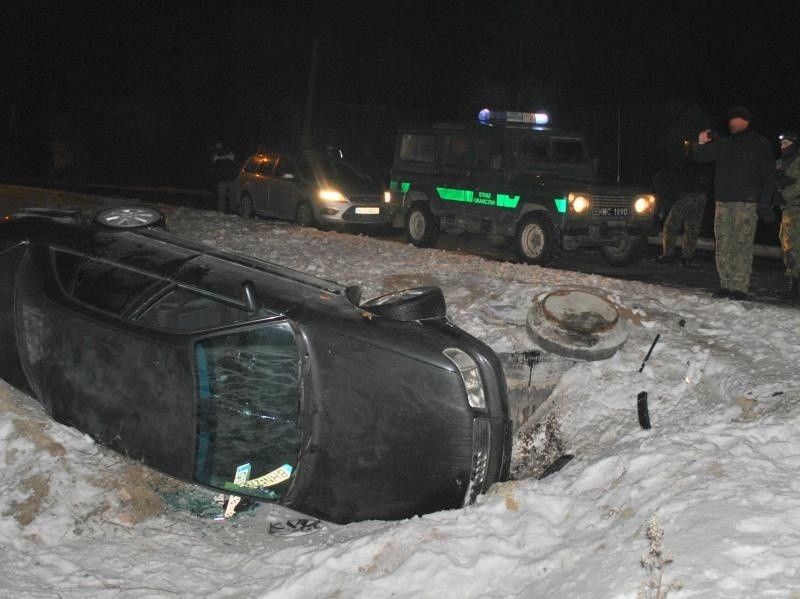 Rutka-Tartak. Audi wypchane papierosami. Strażnik strzelał [FOTO]