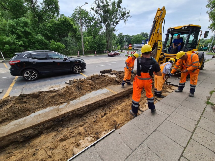 Rusza remont pl. Armii Krajowej w Toruniu. Będą utrudnienia dla kierowców, ale dziury znikną