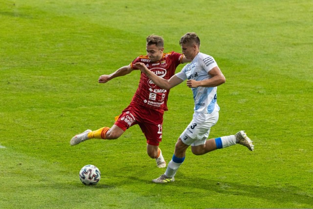 14.08.2021_rzeszów_stal rzeszów zwyciężyła 2:0 chojniczankę po bramkach poczobuta i michalika i jest liderem ewinner ii ligi. fot. paweł dubiel