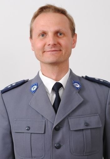 Asp. Ireneusz Kabaciński jest dzielnicowym w komisariacie Bydgoszcz-Śródmieście od 11 lat. Zdążył już zaskarbić sobie to, co najważniejsze dla "policjanta pierwszego kontaktu", mianowicie zaufanie mieszkańców.