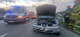 Zderzenie dwóch pojazdów na ulicy Morskiej w Koszalinie. Sprawca ukarany mandatem [ZDJĘCIA]
