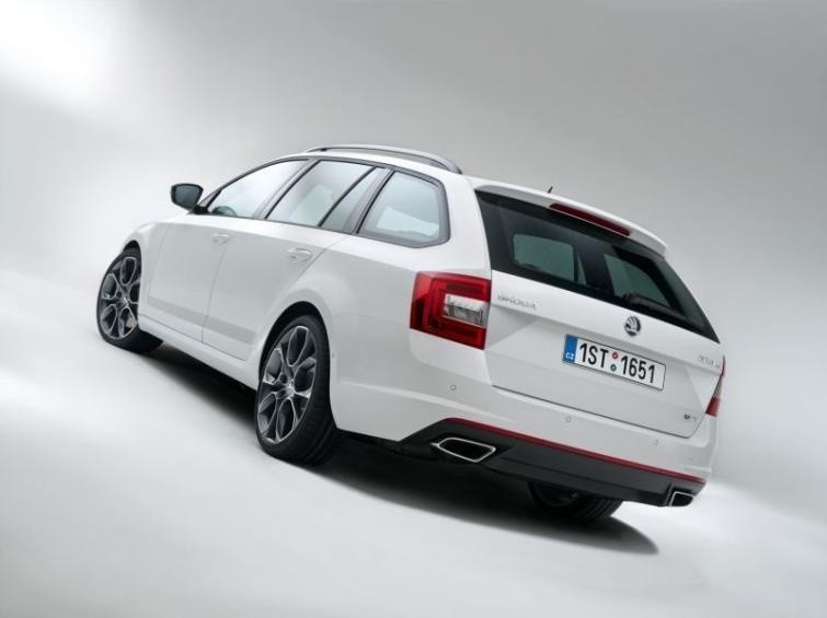 Nowa Skoda Octavia Combi RS