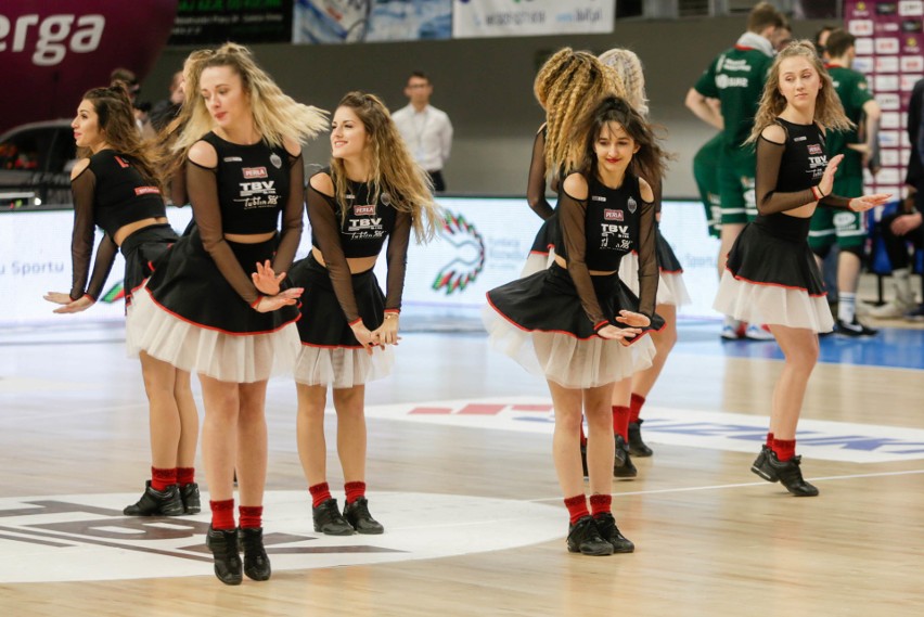 Tak tańczyły cheerleaderki Startu Lublin podczas kolejnego meczu koszykarzy w hali Globus