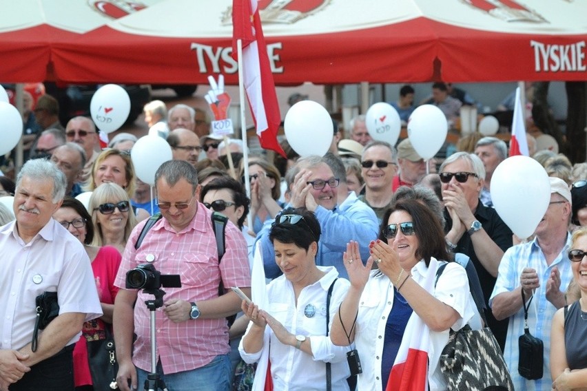 Piknik KOD Podbeskidzie w Bielsku-Białej z okazji 4 czerwca