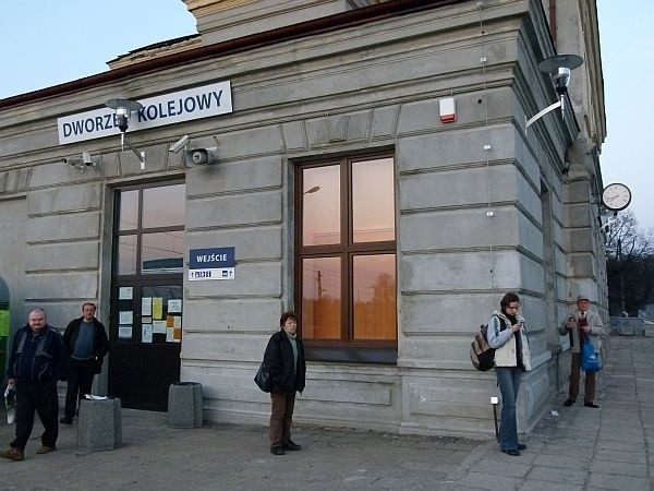 Dworzec Łódź Chojny jest otwarty tylko do godz. 17