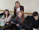 Uczniowie ZSP nr 2 w Łowiczu uczyli się, jak przekonać do siebie pracodawcę [ZDJĘCIA]
