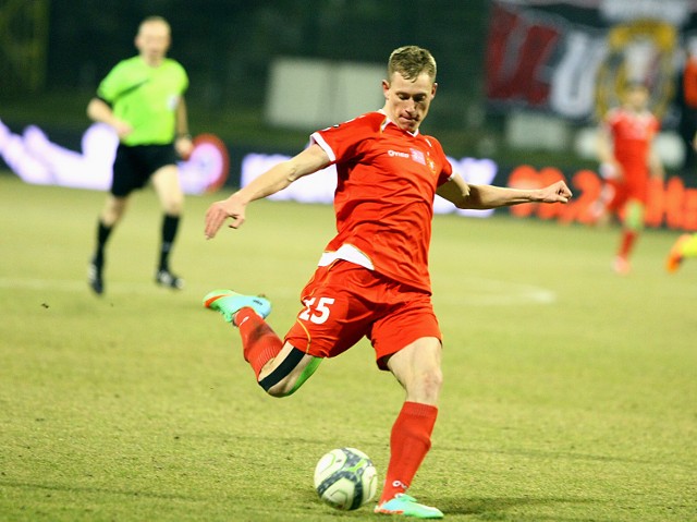 Eduards Visnjakovs i jego koledzy z Widzewa pracują na treningach nad odzyskaniem skuteczności, by móc walczyć o utrzymanie