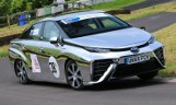 Toyota Mirai w lustrzanym wydaniu 