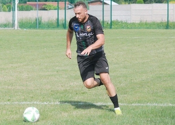 Michał Grunt - piłkarz Staru Starachowice, mówi o przedłużeniu umowy z klubem i finałowym meczu Okręgowego Pucharu Polski z KSZO