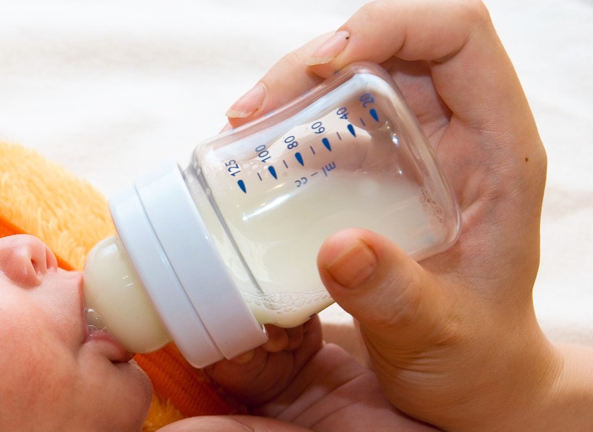 Partie mleka Babydream dla niemowląt wycofane ze sprzedaży. Może w nich być salmonella [Babydream]