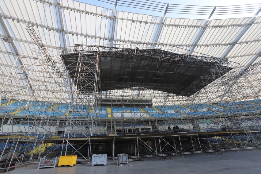 Sylwestrowa Moc Przebojów 2019: Na Stadionie Śląskim w Chorzowie trwa już budowa gigantycznej sceny, na której wystąpią gwiazdy