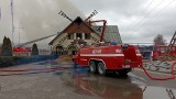 Gigantyczny pożar karczmy "We Młynie" w Tuszynku Majorackim pod Łodzią. Płonęła kuchnia, sala i dach! Akcja gaśnicza trwała 12 godzin! 