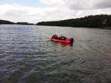 Tragiczny finał poszukiwań 20-latka na jeziorze Chojno [zdjęcia]