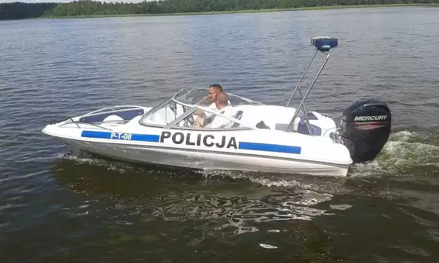 Do końca wakacji po gołdapskich wodach będzie pływała motorowa łódź policyjna Rostille R-3