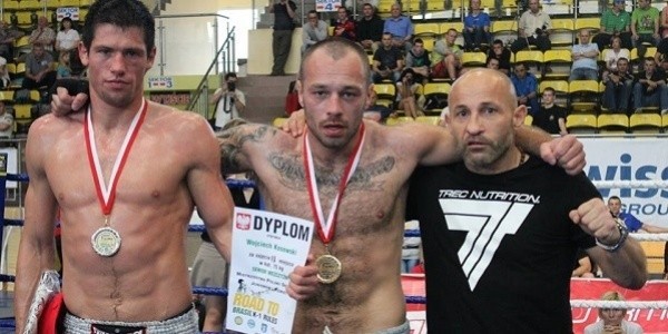 Zajęcia kicboxingu odbywają się w poniedziałki i w piątki