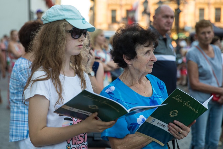 „Nie masz to jak Pierwsza, nie”. 65. Lekcja Śpiewania w Krakowie [ZDJĘCIA, WIDEO]