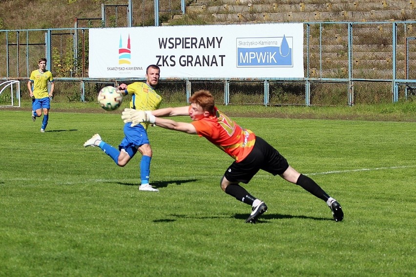 Granat Skarżysko-Kamienna – Neptun Końskie 6:0 - Hummel IV Liga Świętokrzyska