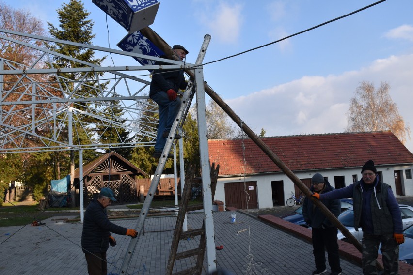 Dobrą okazją do obejrzenia szopki w Szczepanowicach będzie...