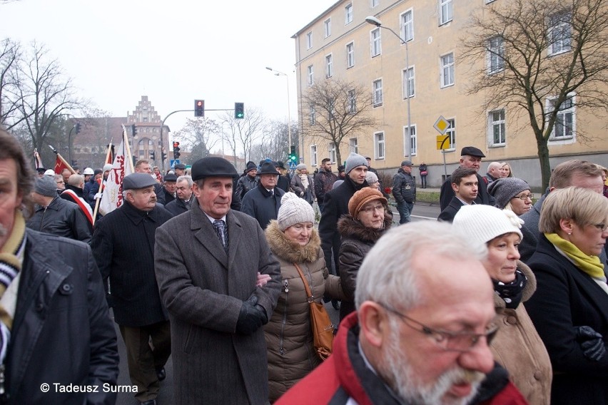 Stargard bez prezydenta. Ostatnie pożegnanie: msza w kolegiacie, kondukt żałobny, pogrzeb [zdjęcia]