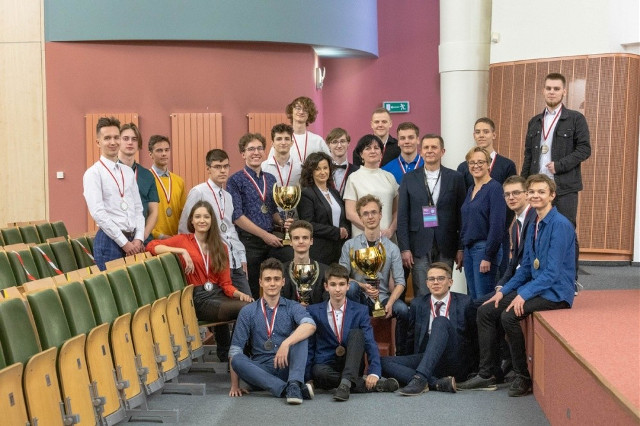 Rozstrzygnięto konkurs „Matematyka Stosowana”. Uczniowie zdobyli indeksy na studia (zdjęcia)