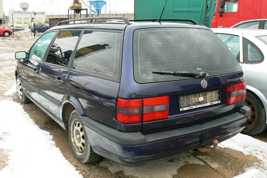 Volkswagen Passat 1.6i Kat. CL...