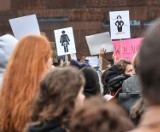 Czarny Wtorek w Gdańsku. Kobiety nie zapomniały o protestach, będzie zbiórka podpisów 