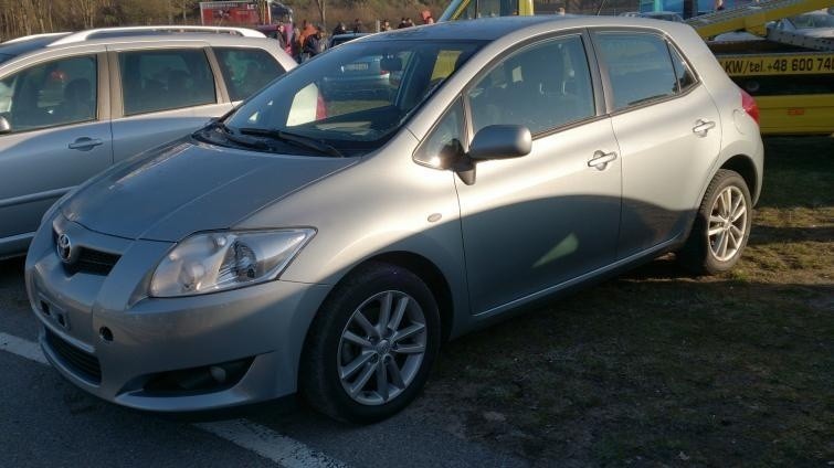 Giełda samochodowa w Kielcach i Sandomierzu (30.03) - ceny i...