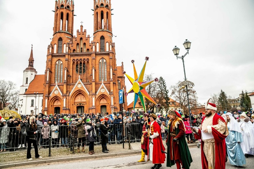 Taki Orszak Trzech Króli przeszedł w Białymstoku 6 stycznia...